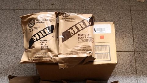 味觉的极限挑战 美军MRE单兵自热食品菜单十二主菜试吃实录